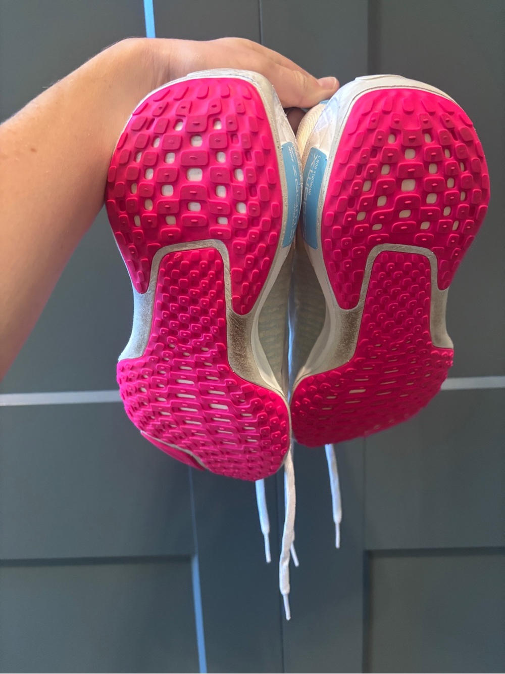 Nike ZOOMX Invincible Run Flyknit 3 Women!: Running Shoes 7 - Picture 11 of 11
